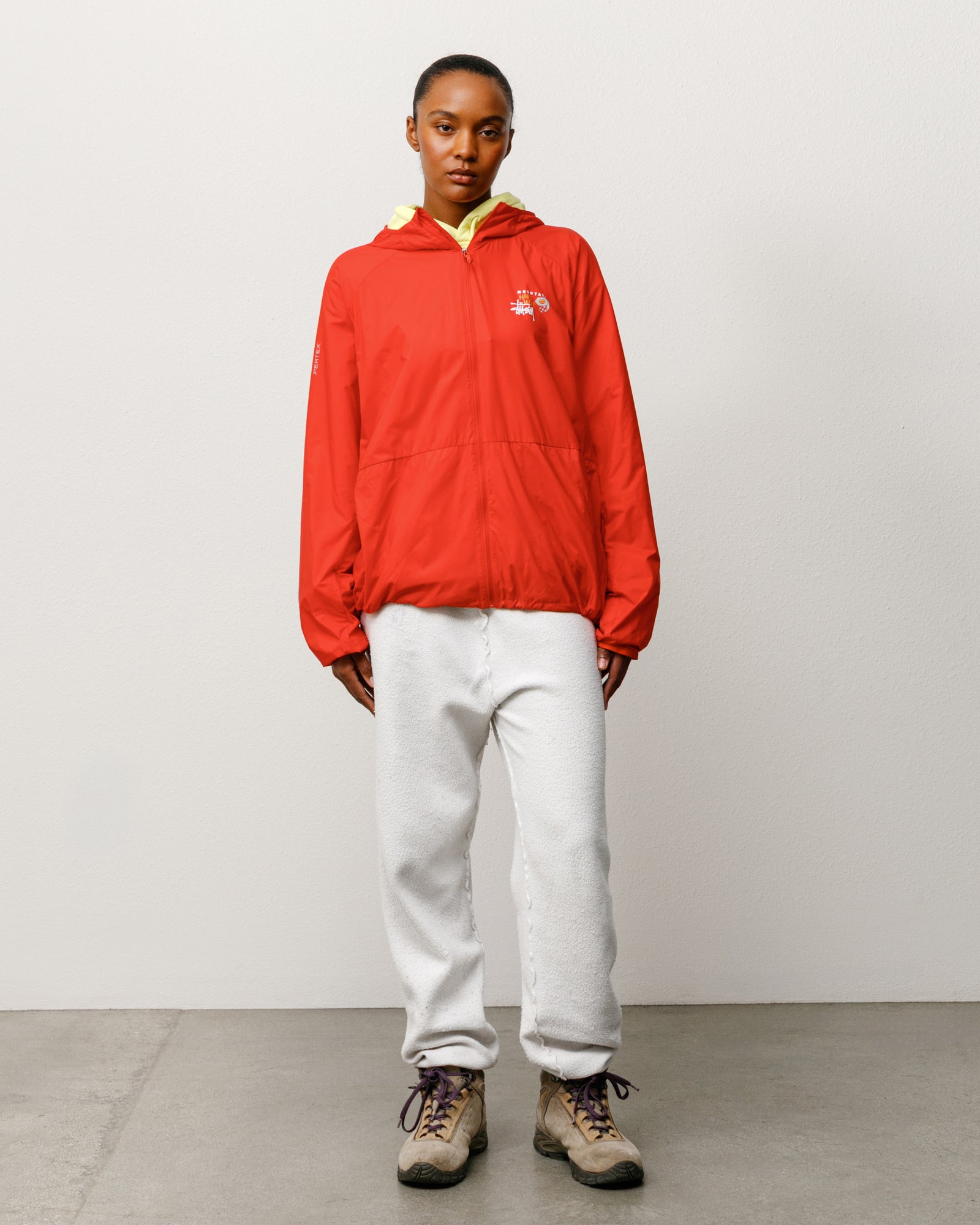 WEi MERRY RUi DAY Hoody Lサイズ Stüssy & Mountain Hardwear Kor Airshell Jacket – Summit Red
