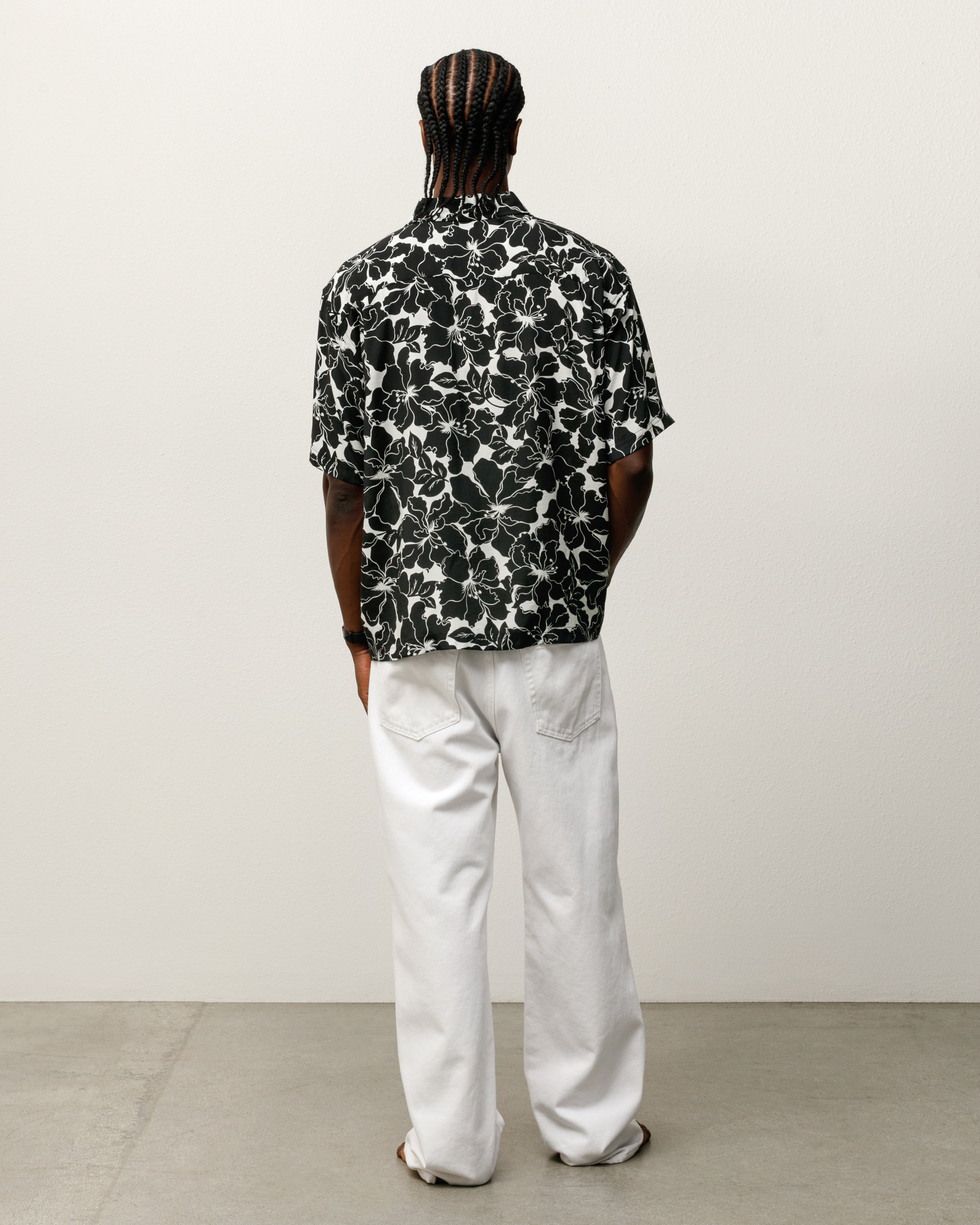 14SS モノトーンフラワーブラウス 洗える】モノクロトーンプリント ブラウス / 23区 | ファッション通販