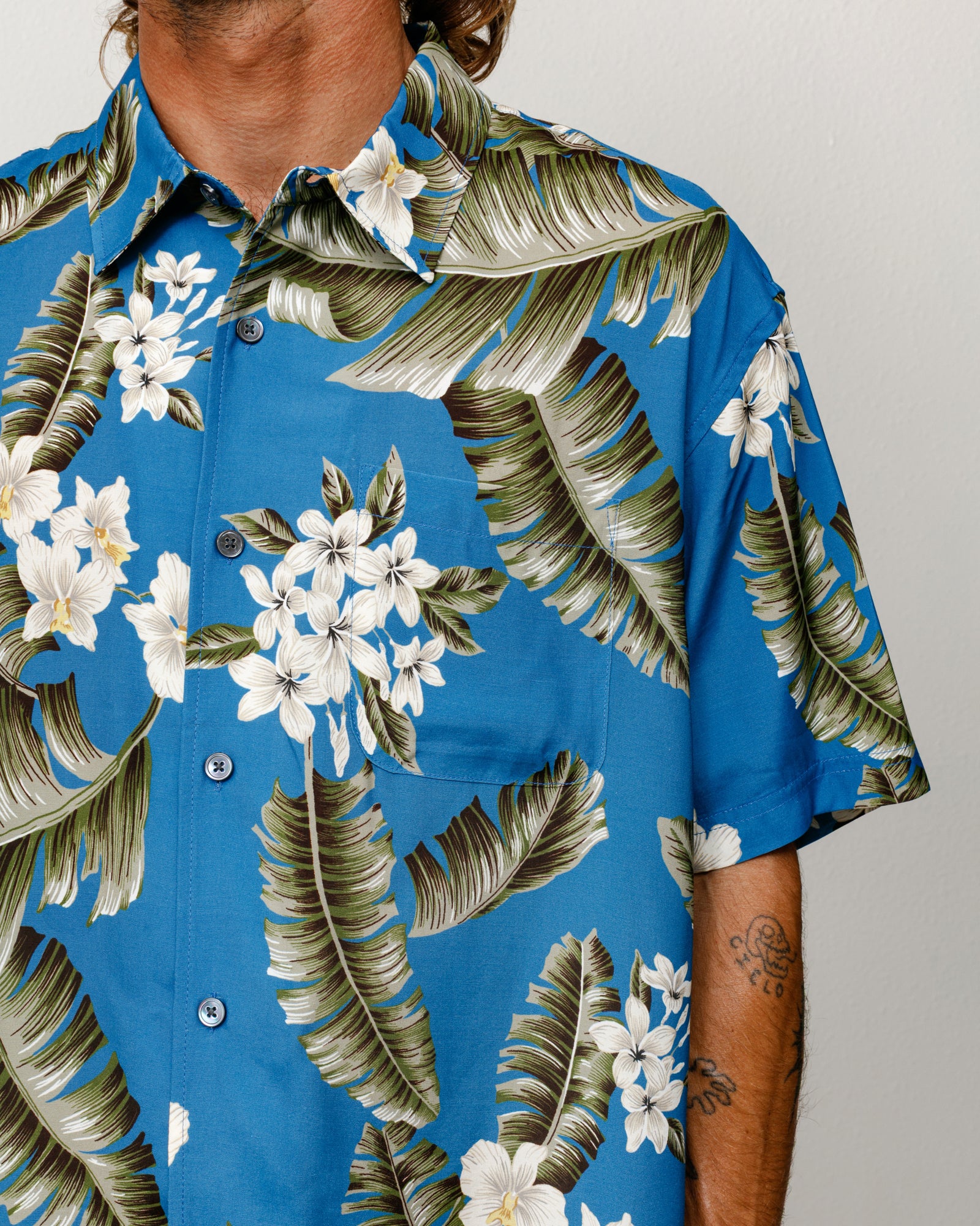 Hawaiian Floral Ss Shirt – Blue | Tops & Shirts | Stüssy Canada