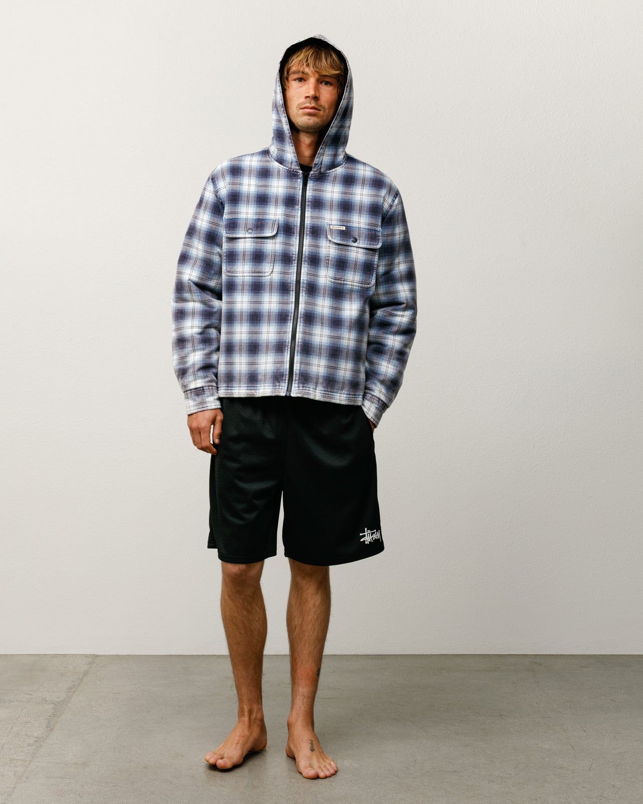 Mesh Short Basic Mens Regular In Black