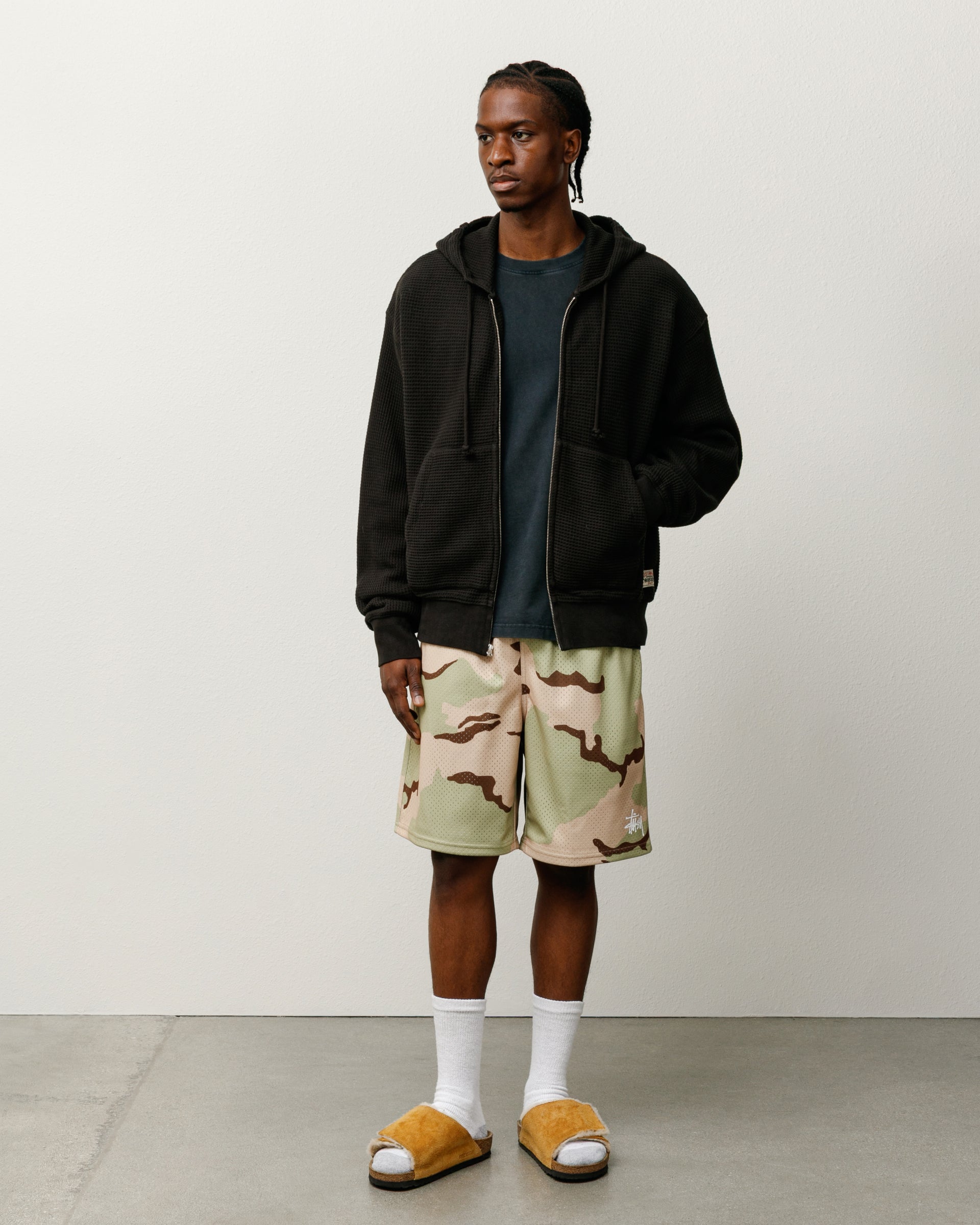 Mesh Short Basic Mens Regular In Sand Camo