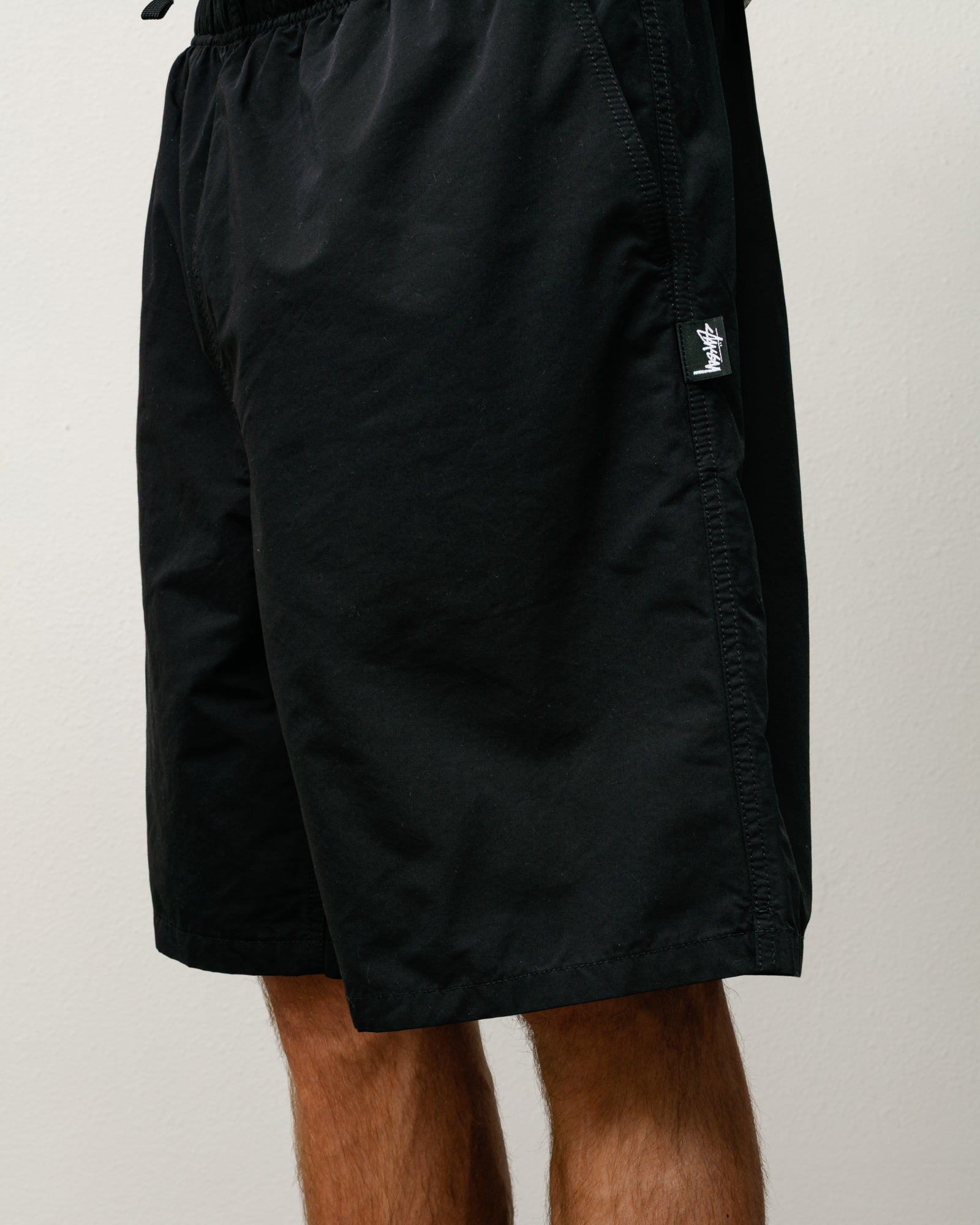 Transit Short Unisex Regular In Black