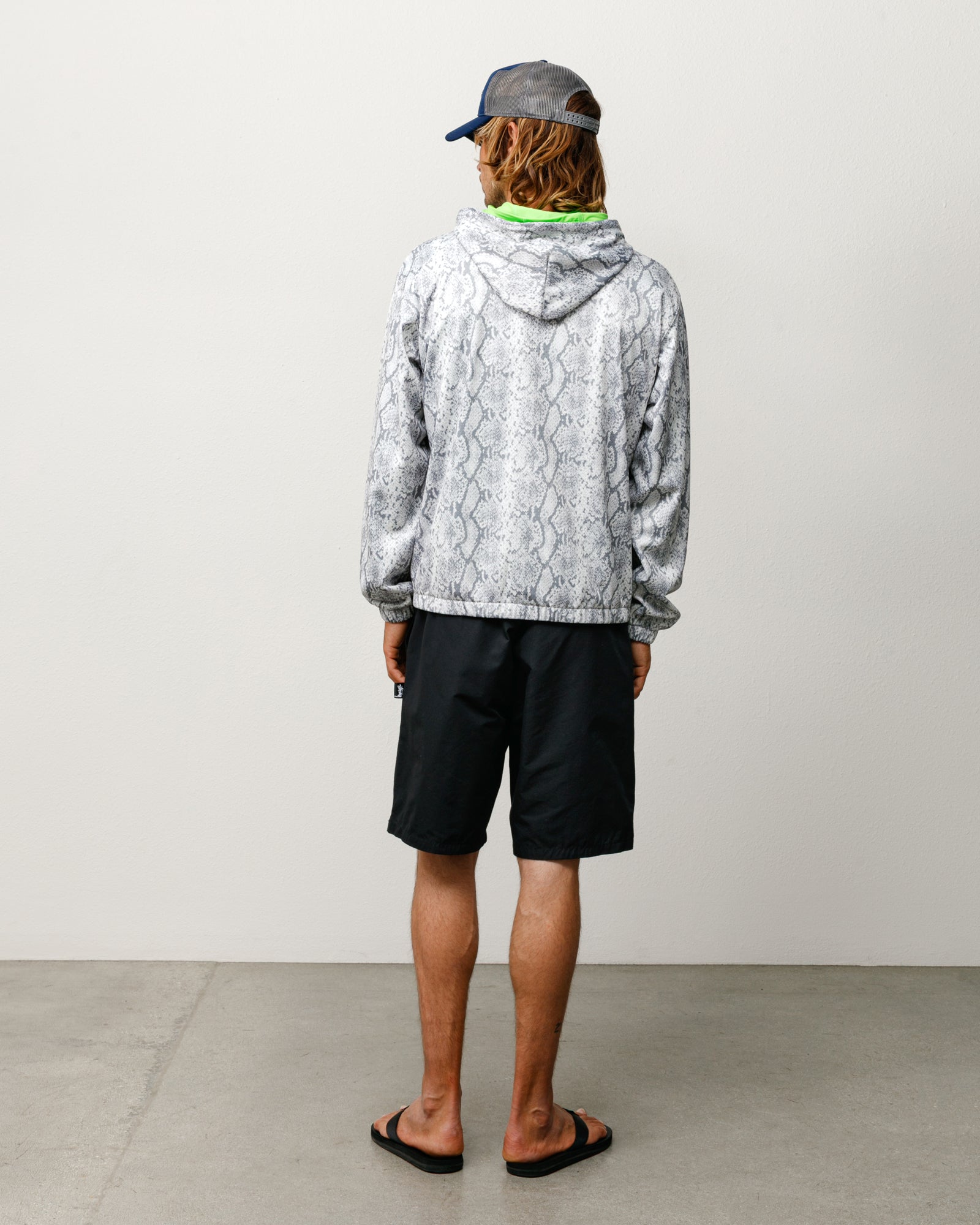 Transit Short Unisex Regular In Black