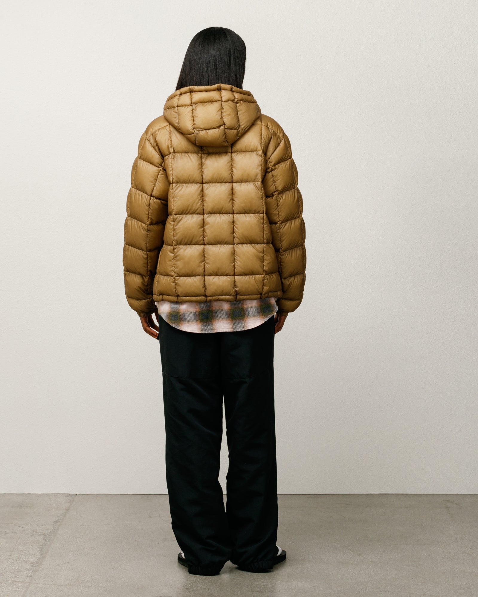 Midweight Hooded Puffer Mens Long Sleeve In Khaki
