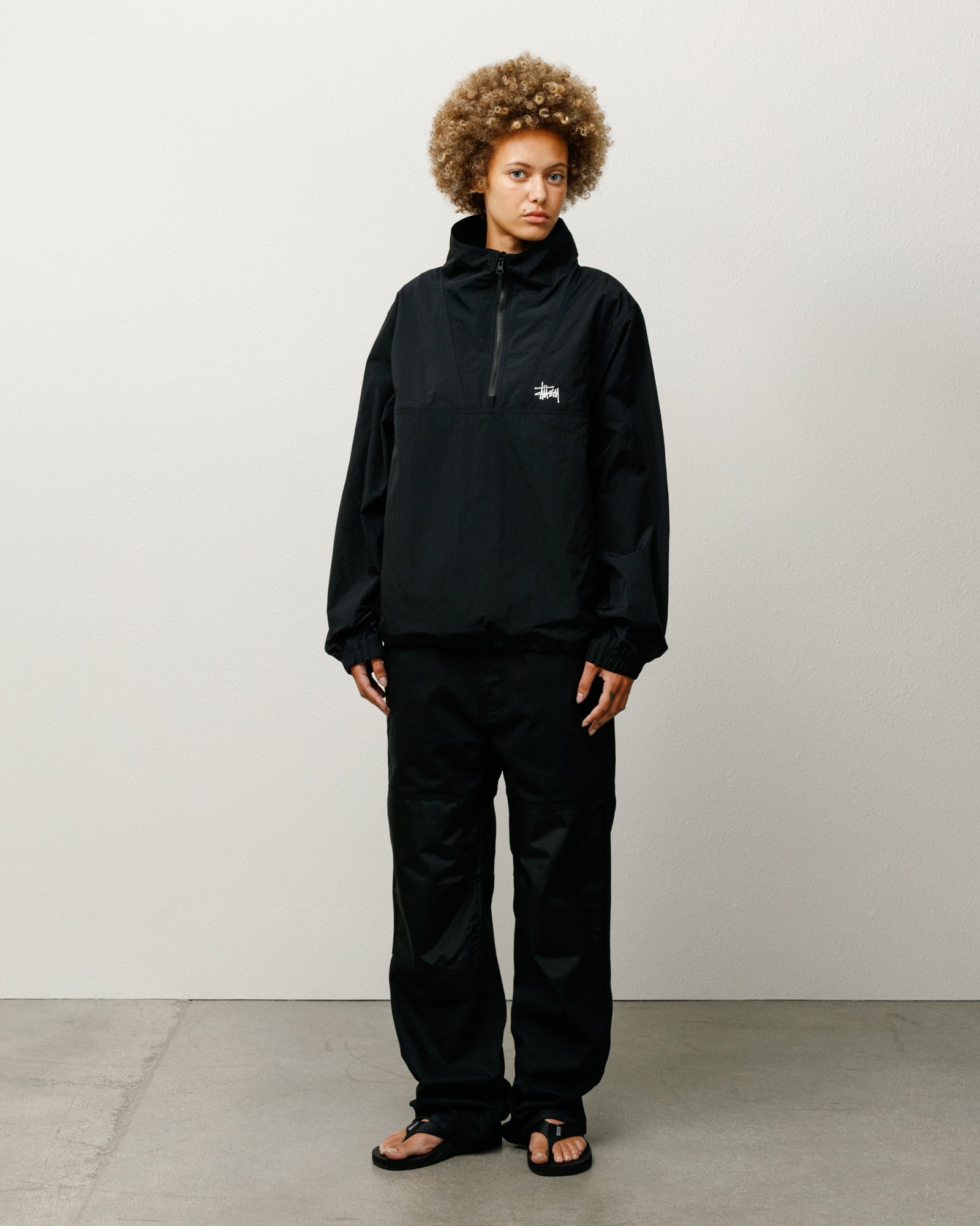 Warm Up Pullover – Black | Outerwear | Stüssy Canada