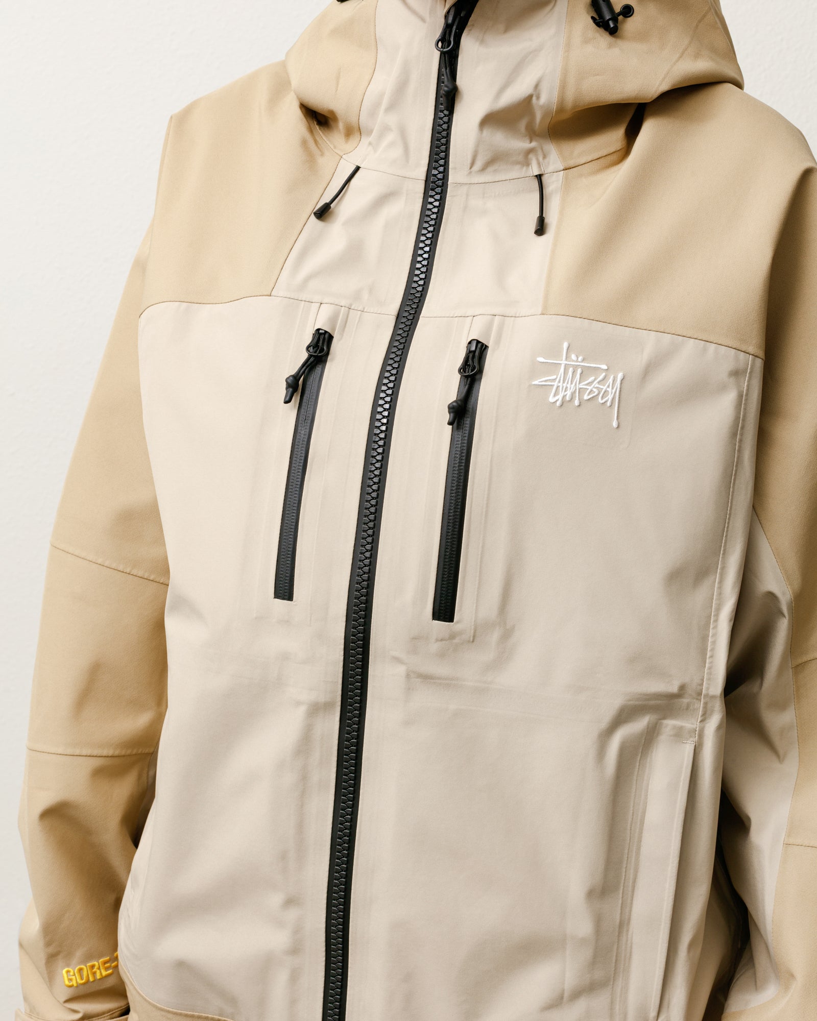Gore-Tex® Guide Shell – Khaki | Outerwear | Stüssy Canada