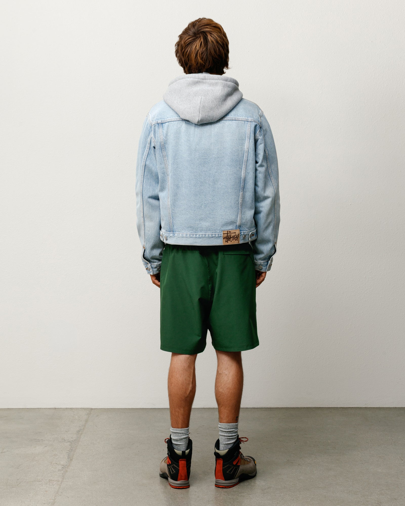 Trucker Denim Unisex Long Sleeve In Light Wash Indigo