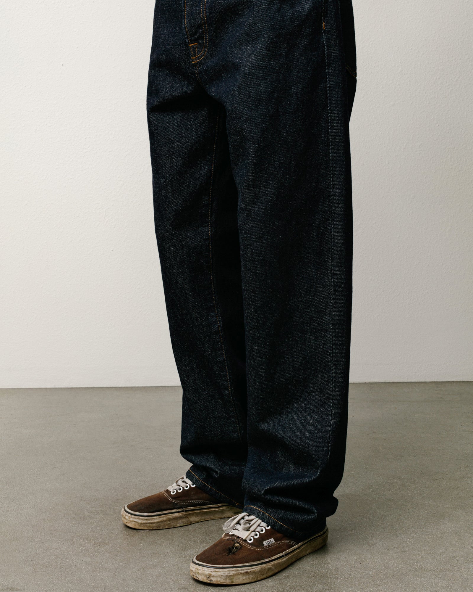 New Classic Jean Denim Unisex In Rinsed Indigo