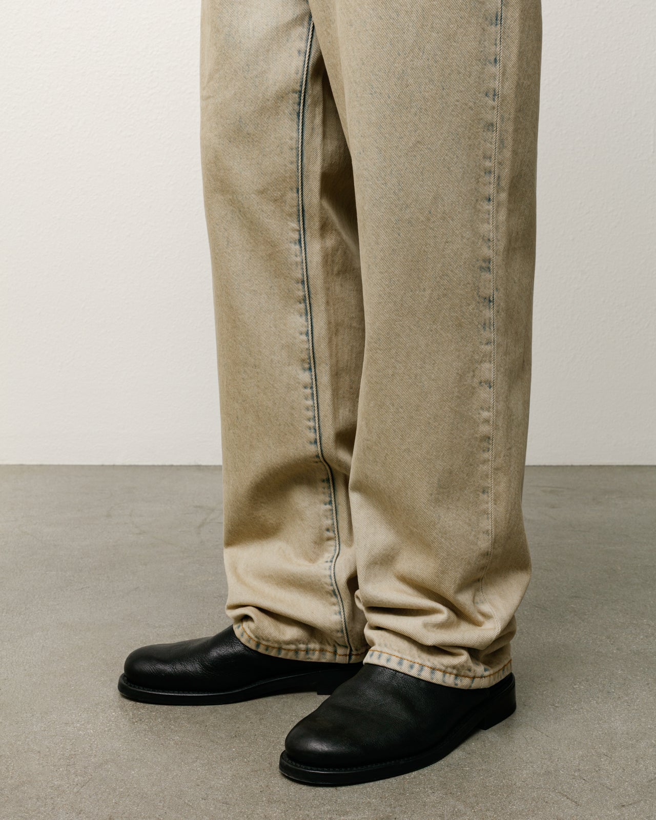 New Classic Jean Denim – Resin Wash Khaki | Pants | Stüssy Canada