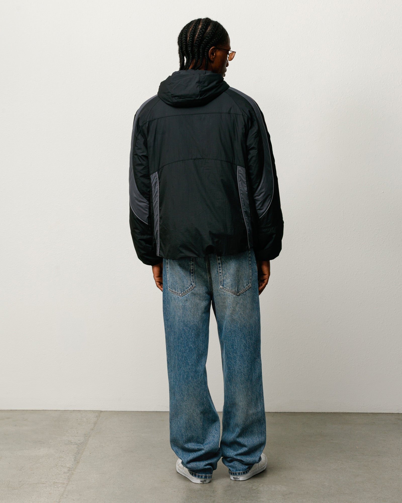 New Classic Jean Denim Unisex In Dark Wash Indigo