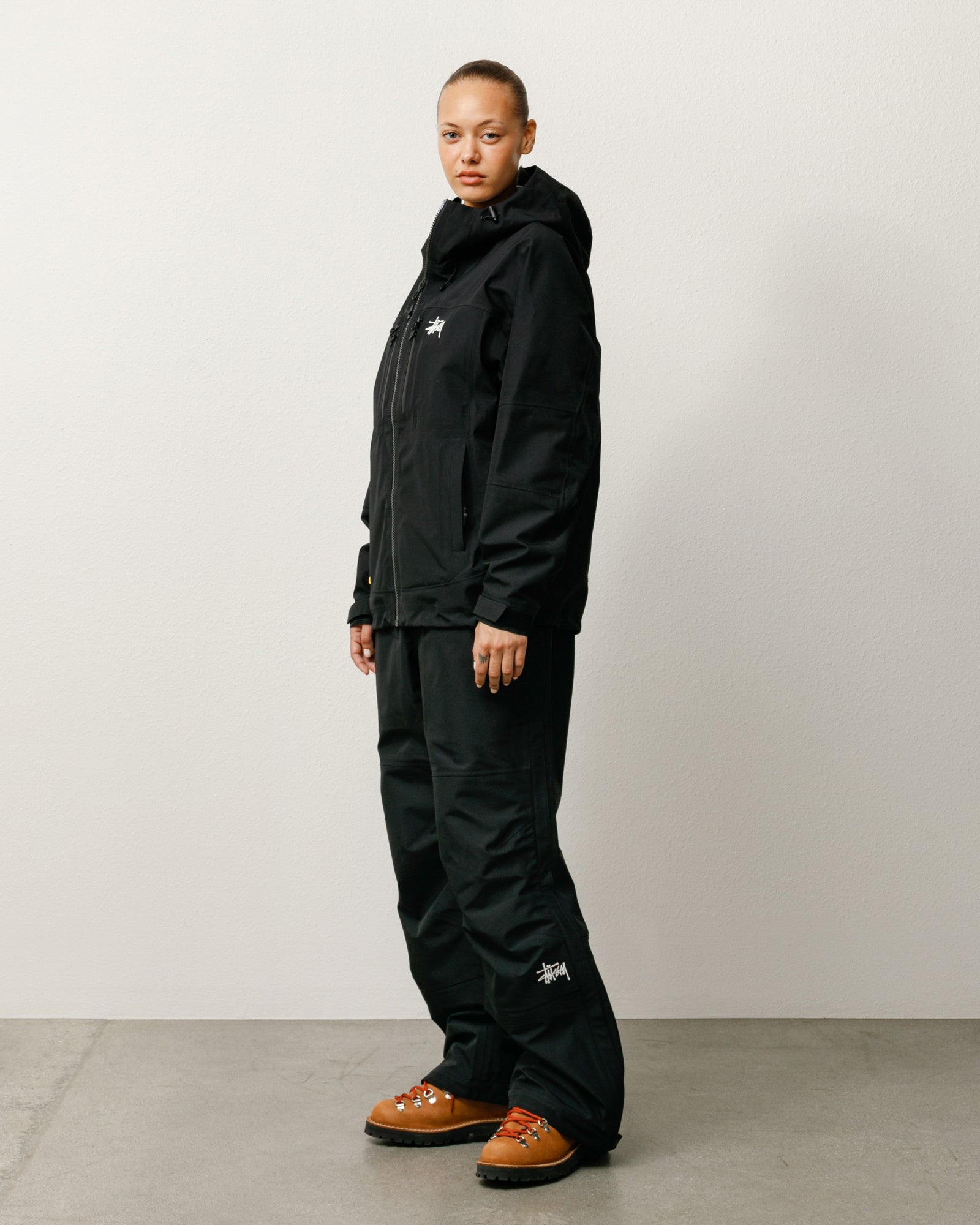 Gore-Tex® Bib – Black | Outerwear | Stüssy Canada