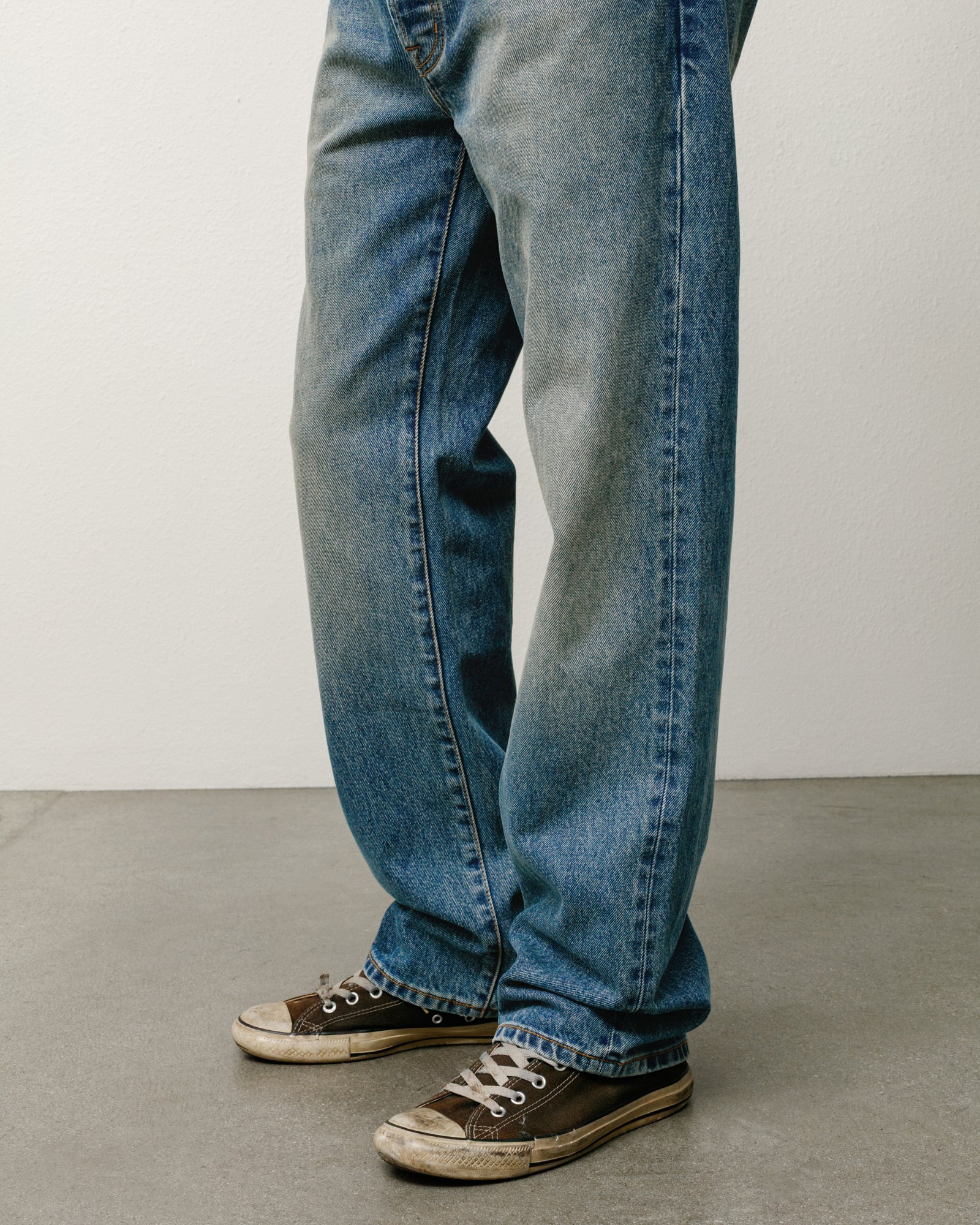 Straight Jean Denim Unisex In Dark Wash Indigo