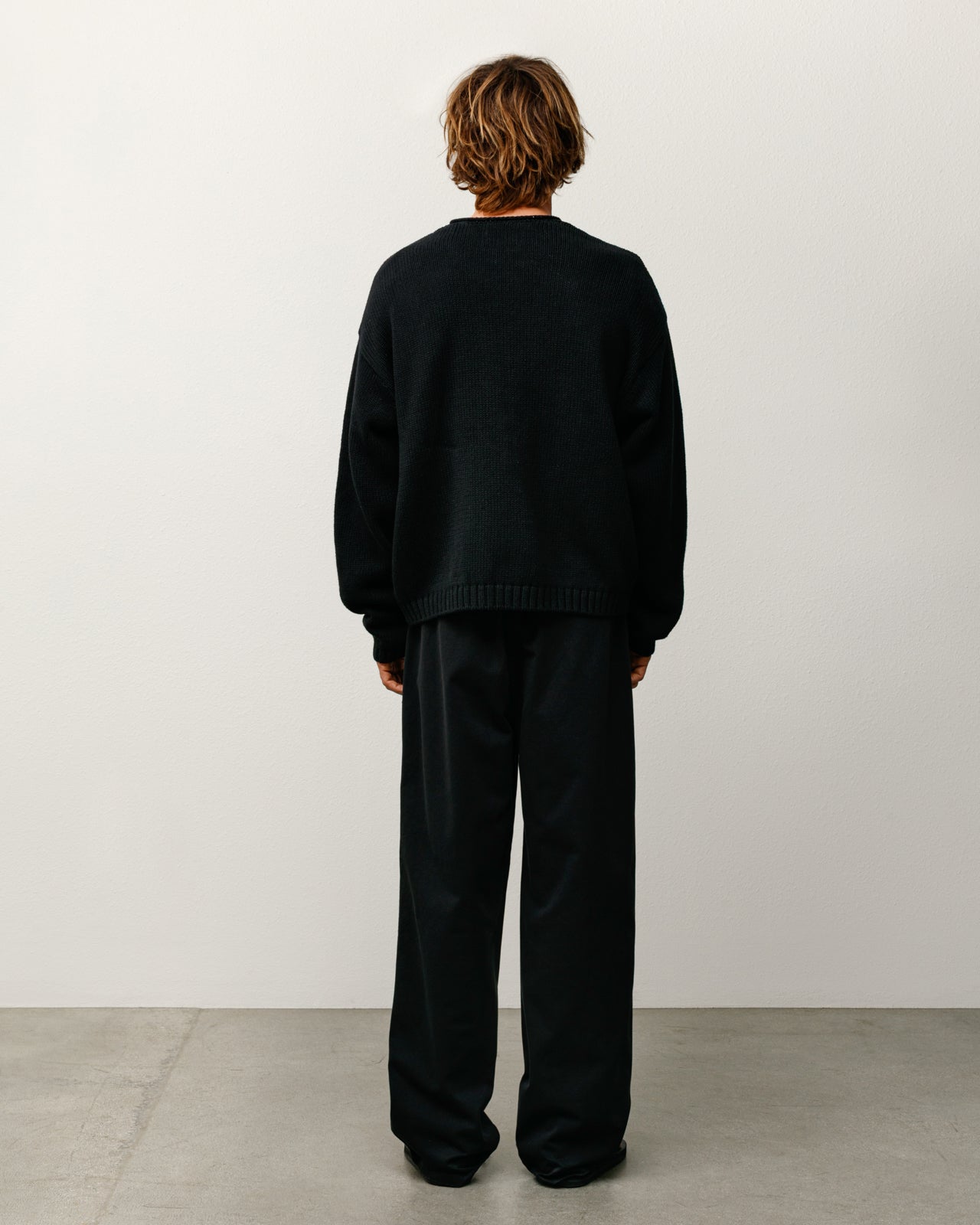 Roll V Neck Sweater Mens Long Sleeve In Black