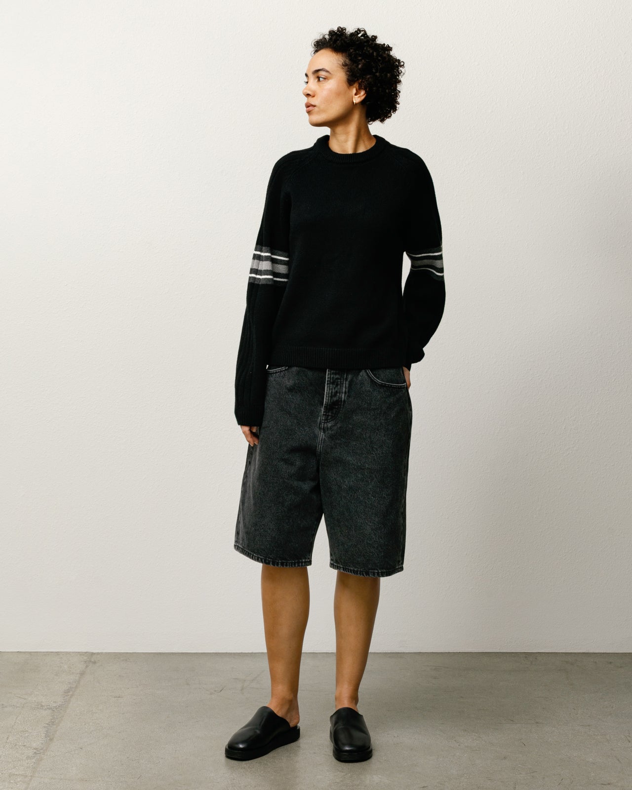 Stripe Raglan Crew – Black | Tops & Knits | Stüssy Canada
