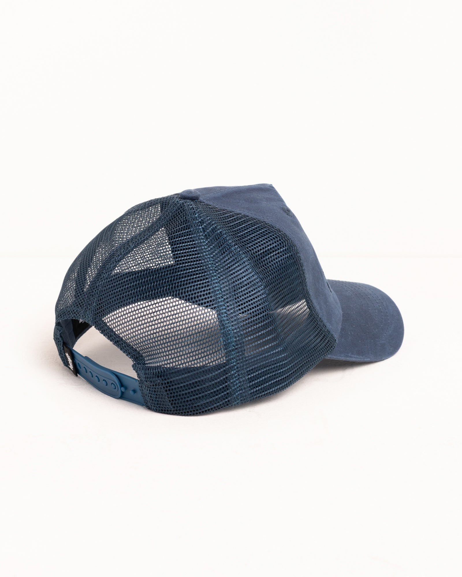 Waxed Trucker Cursive Stitch Snapback – Navy | Headwear | Stüssy