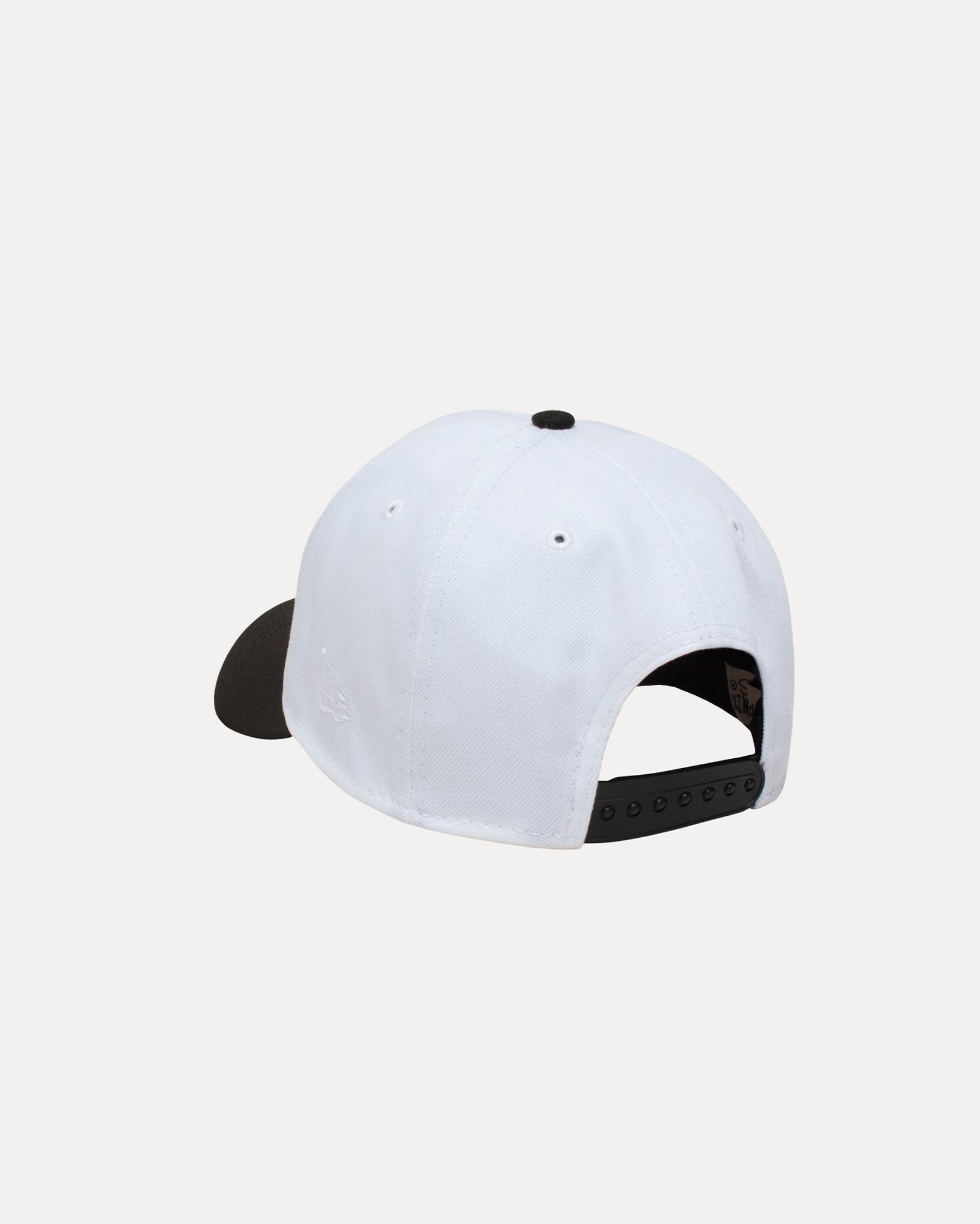 Basic 9forty Accessories In White/black