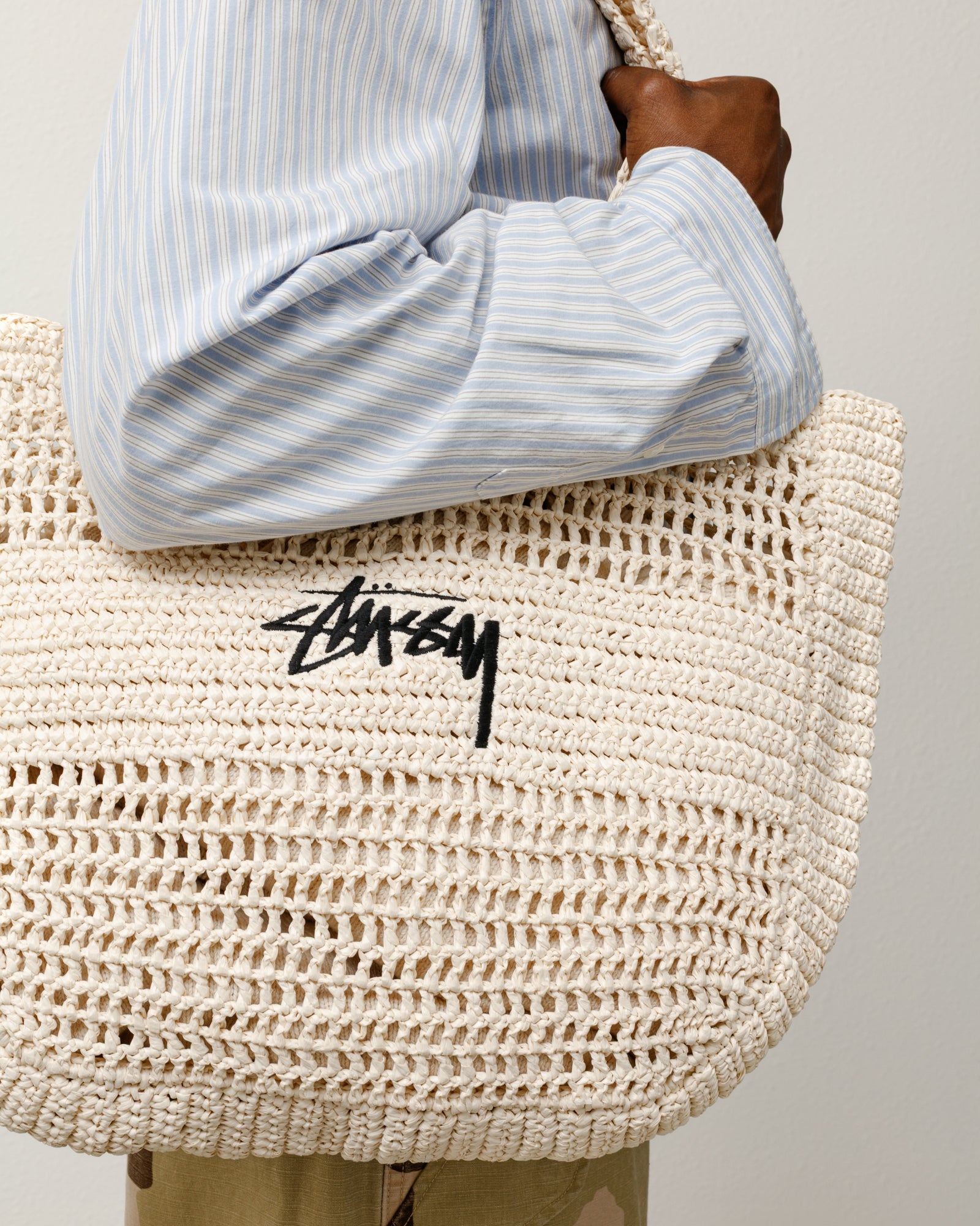 バッグ STUSSY RAFFIA TOTE BAG Ivory Woven Tote Bag – Ivory | Accessories | Stüssy Canada