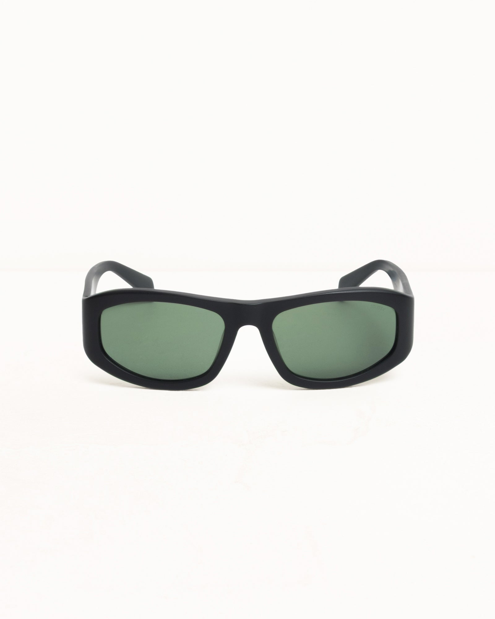 Landon Sunglasses Accessories In Matte Black/green Lens