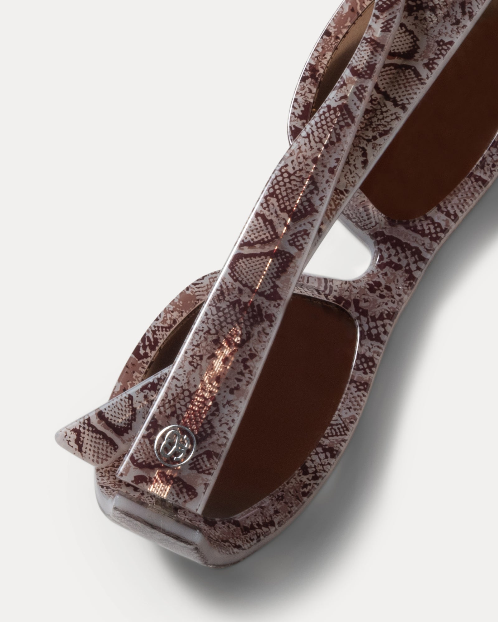 Landon Sunglasses Accessories In Snake Skin/brown