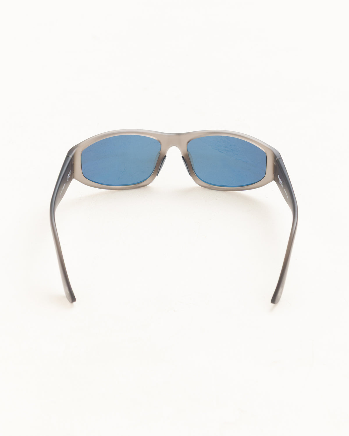 Leslie Sunglasses Unisex In Frost Grey/mirror Lens